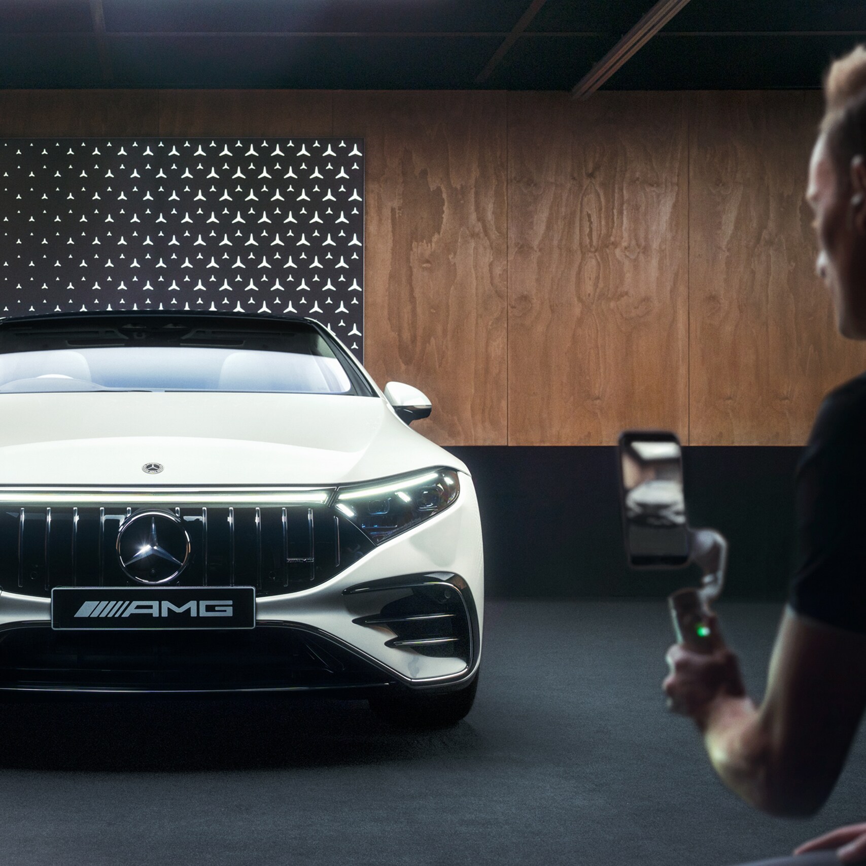 Mercedes-Benz Digital Showroom
