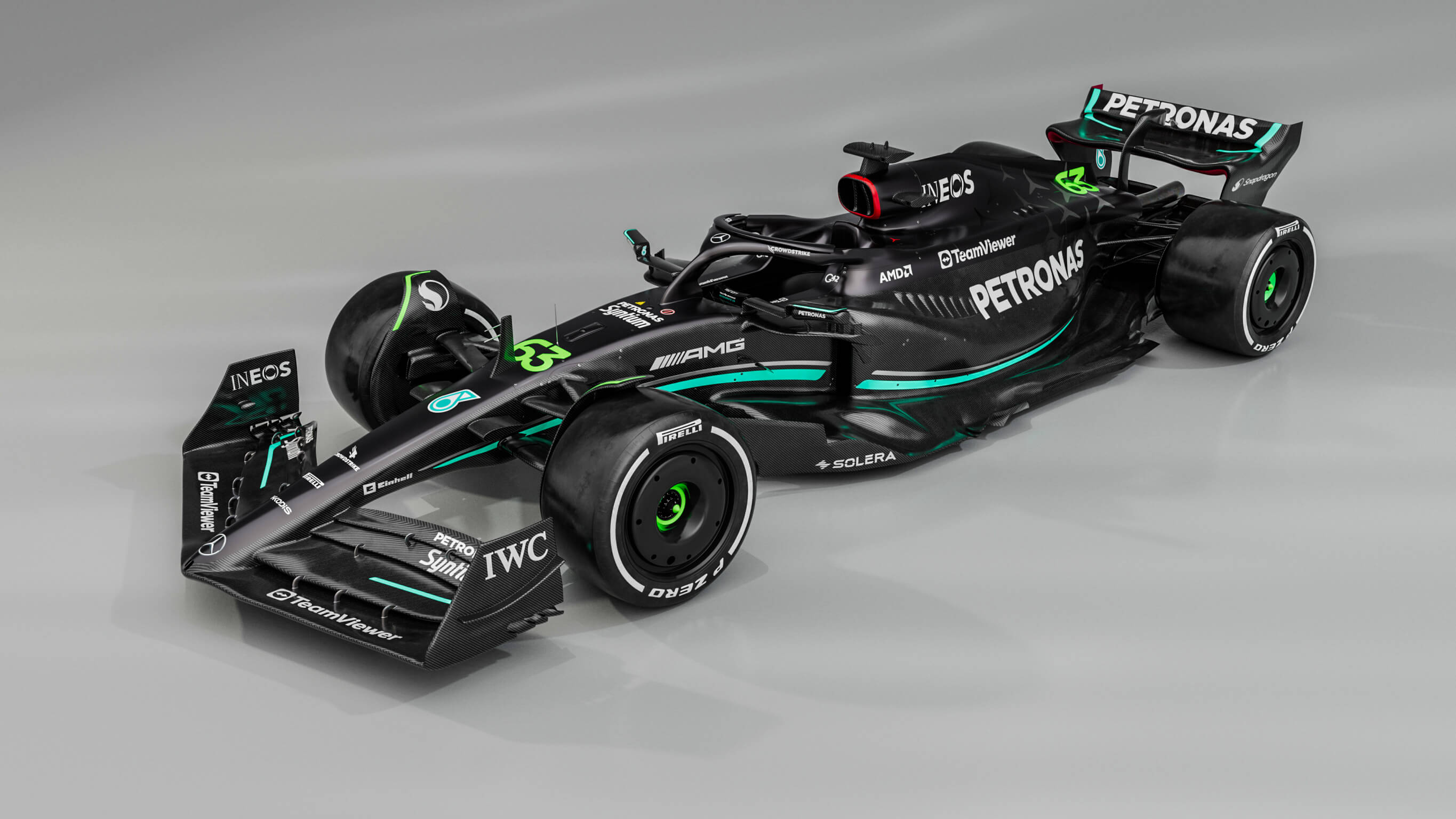 正規品 Introducing the Mercedes-AMG PETRONAS W14 F1 car ミニカー