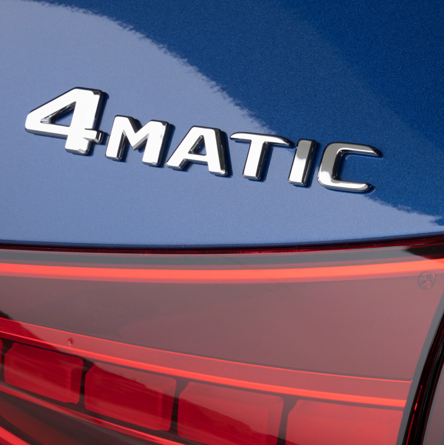 Mercedes-Benz 4MATIC badge