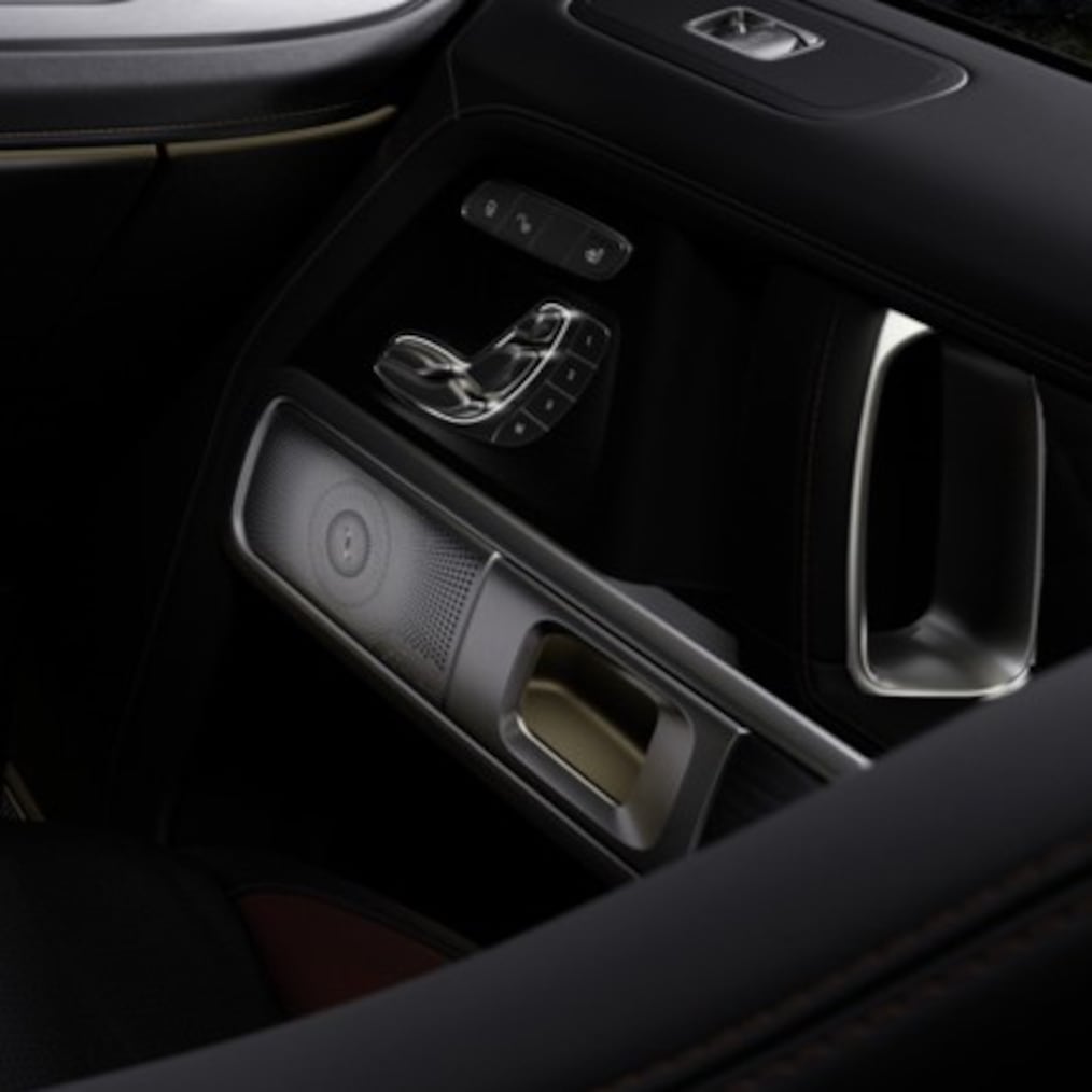 Burmester® Surround Sound System