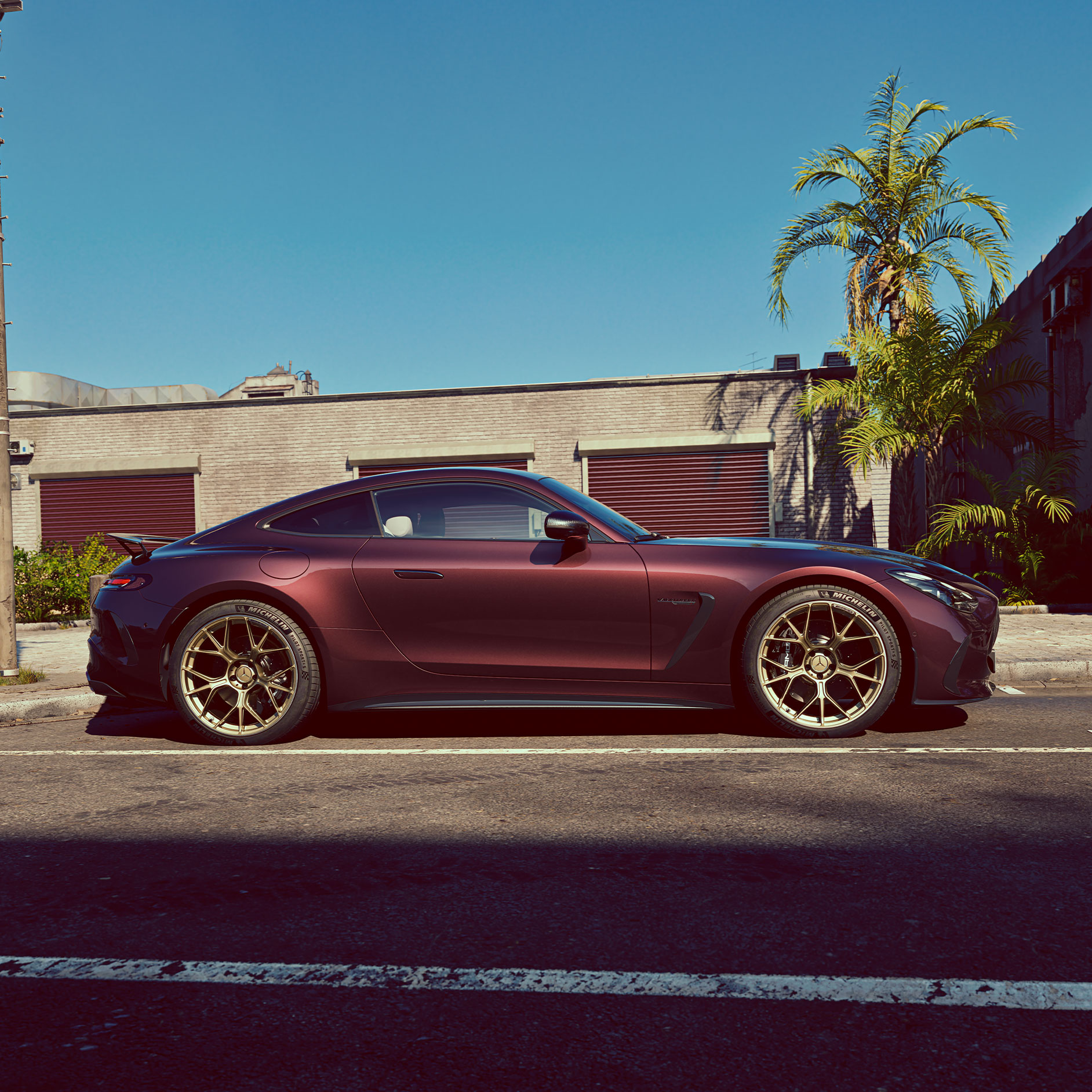 Designed to captivate | GT Coupé | Mercedes-AMG The GT Coupé from Mercedes-AMG.