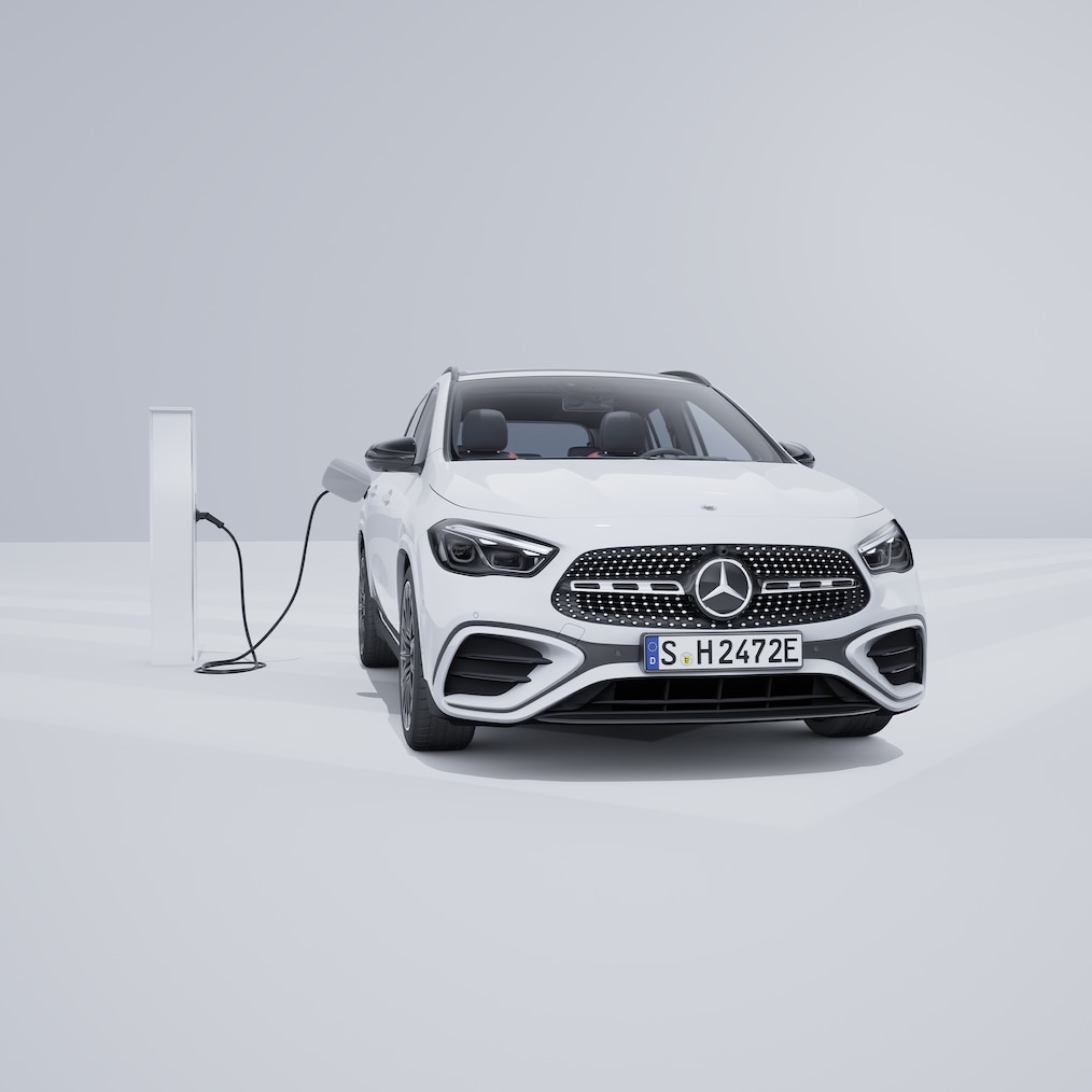 Front view of the Mercedes-Benz GLA plug-in hybrid.