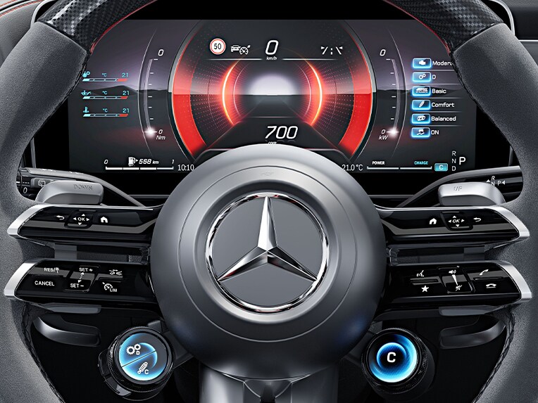 The AMG DYNAMIC PLUS package in the new Mercedes-AMG GLC Coupé.