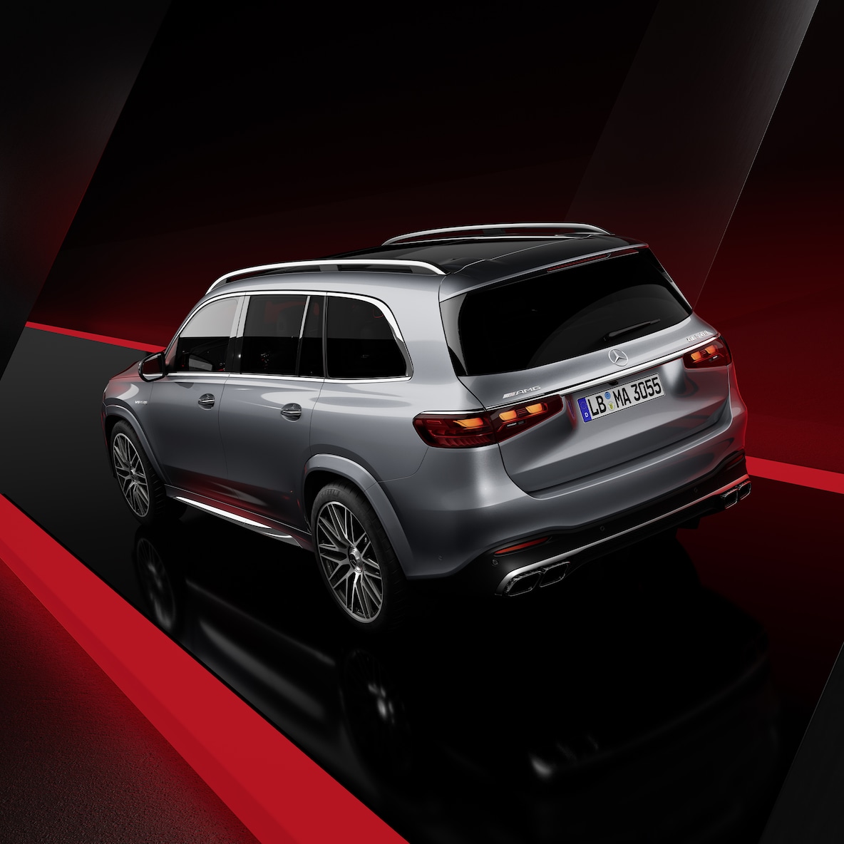 Another dynamic view of a Mercedes-AMG GLS 63 4MATIC+ (driving shot).