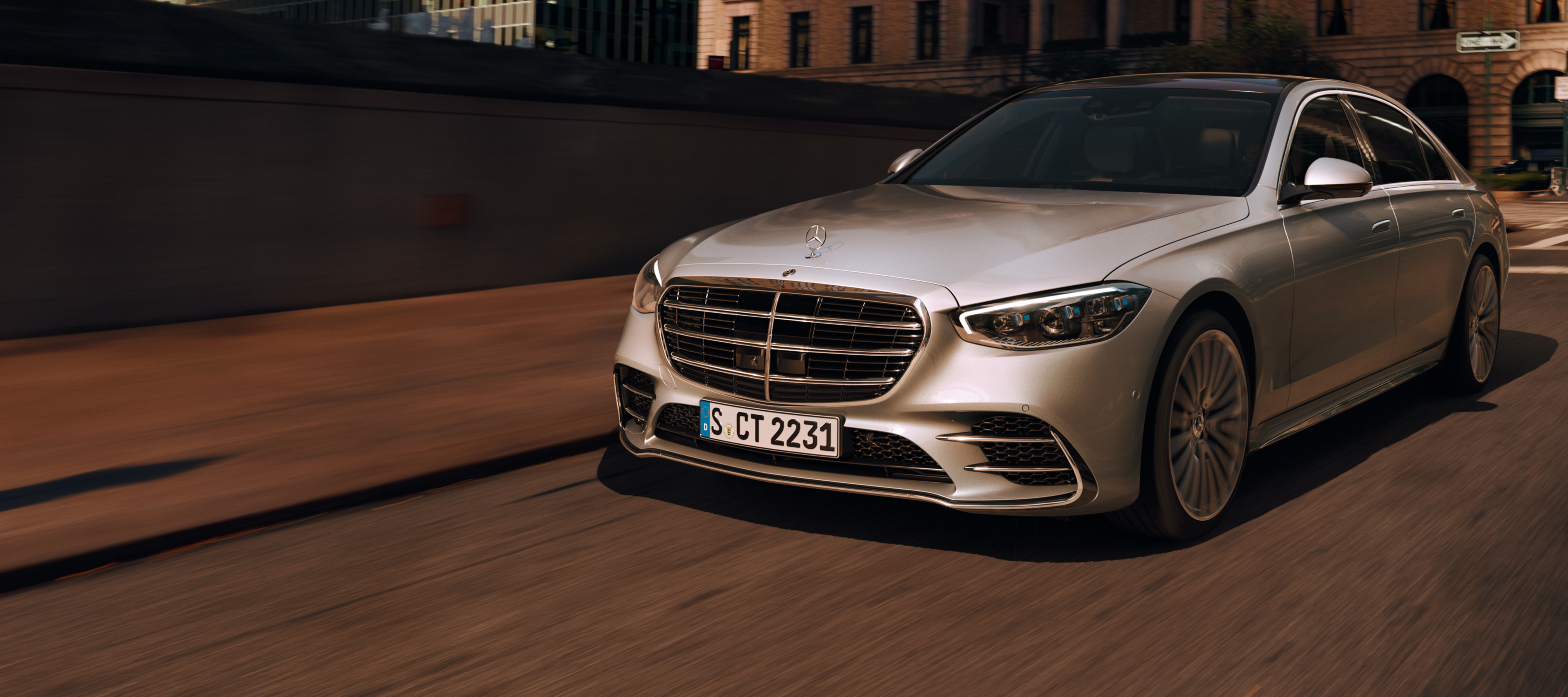 Leasing & Prices | S-Class Sedan | Mercedes-Benz The Mercedes-Benz S-Class Sedan in a side front view.