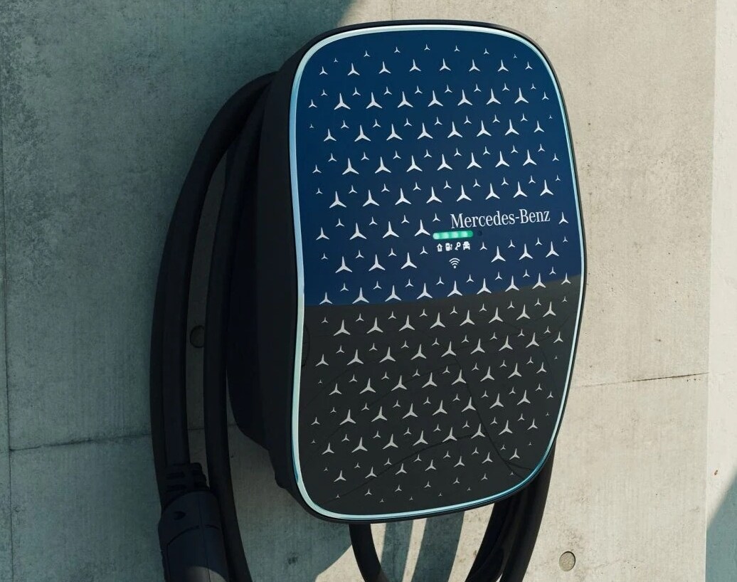 A Mercedes-Benz Wallbox in Mercedes-EQ design with digital display