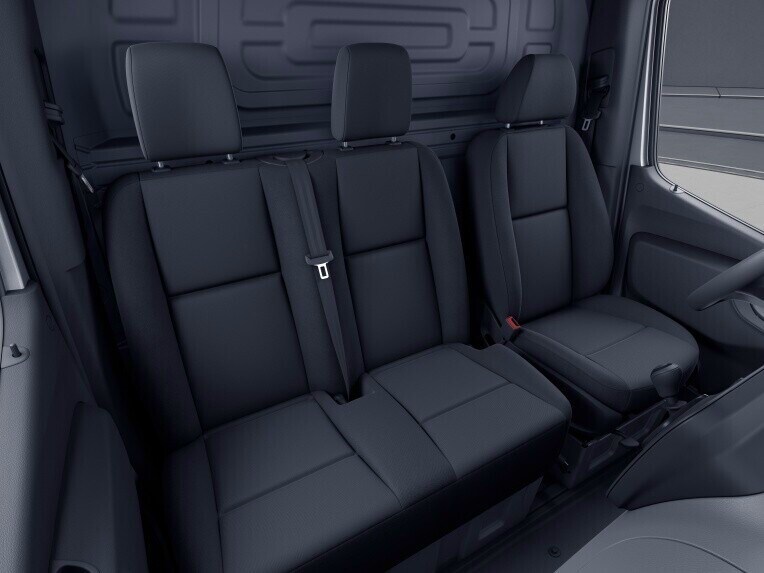 On the co-driver's side, a 2-seater co-driver's bench seat is installed in place of an individual seat. This provides an additional seat at the front in the cab.