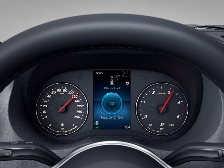 The ATTENTION ASSIST system can warn the driver of fatigue and microsleep in good time.