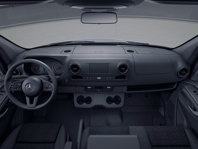 The two stowage compartments on the instrument panel are intended for personal items and mobile devices.