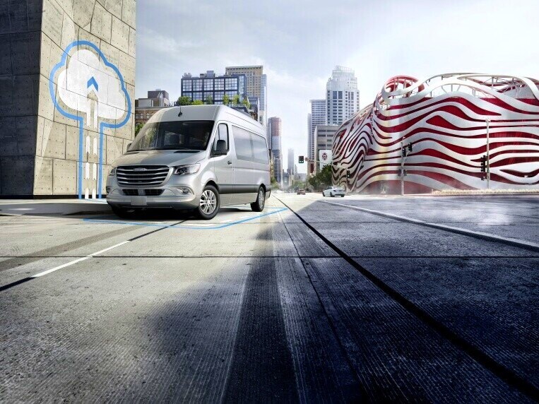 With pre-installation for Remote Services Plus, you are able to make even better and more flexible use of your vehicle.