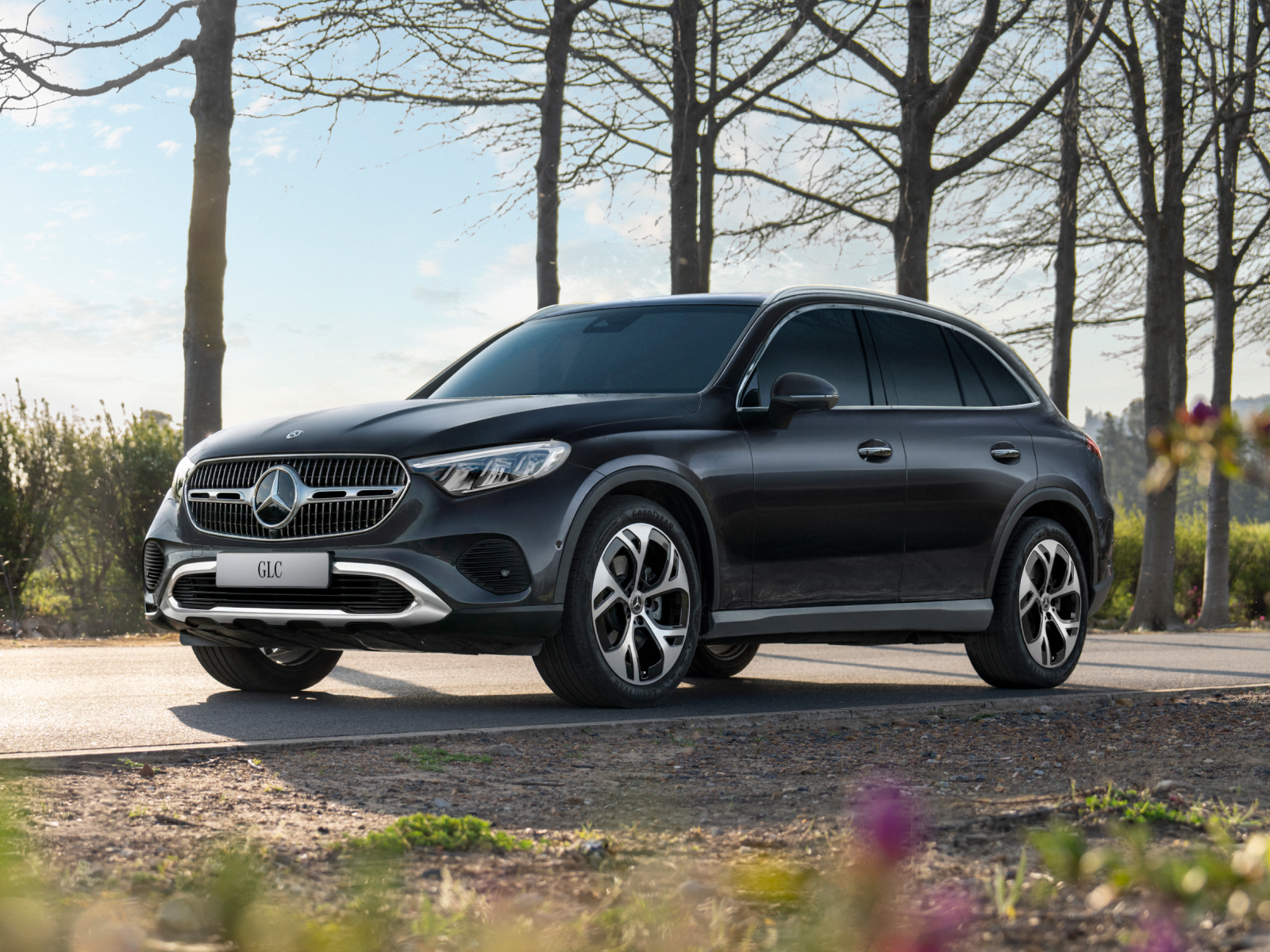 Striking SUV character. Striking SUV character.